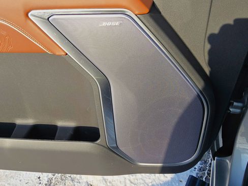 New 2026 GMC Sierra 2500 Denali Ultimate w/ LPO, Black Badging Package image 28