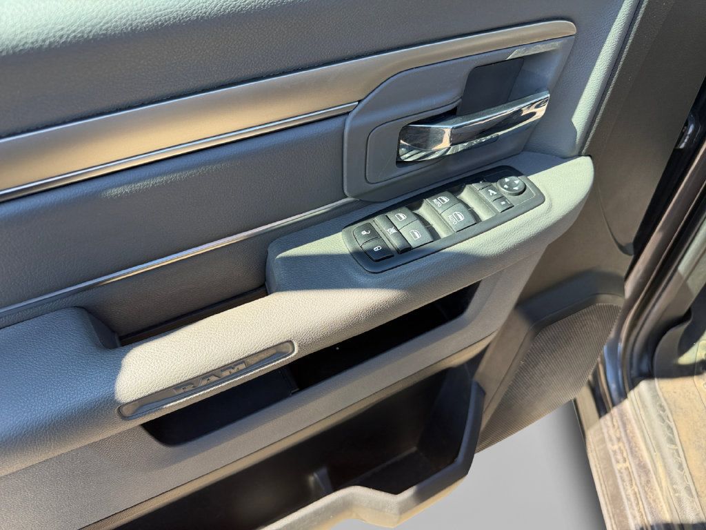 Used 2019 RAM 1500 Big Horn AWD/4WD image 14