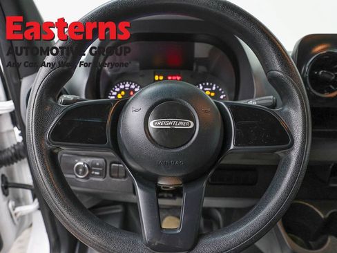 Used 2019 Freightliner Sprinter 2500 RWD image 10