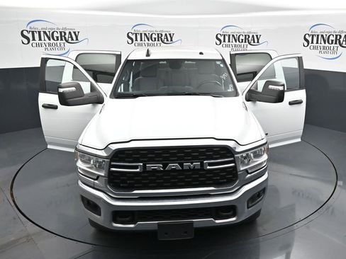 Used 2024 RAM 2500 Big Horn image 25