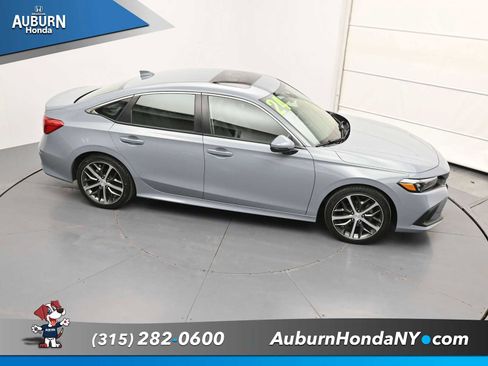 Used 2024 Honda Civic Touring image 29