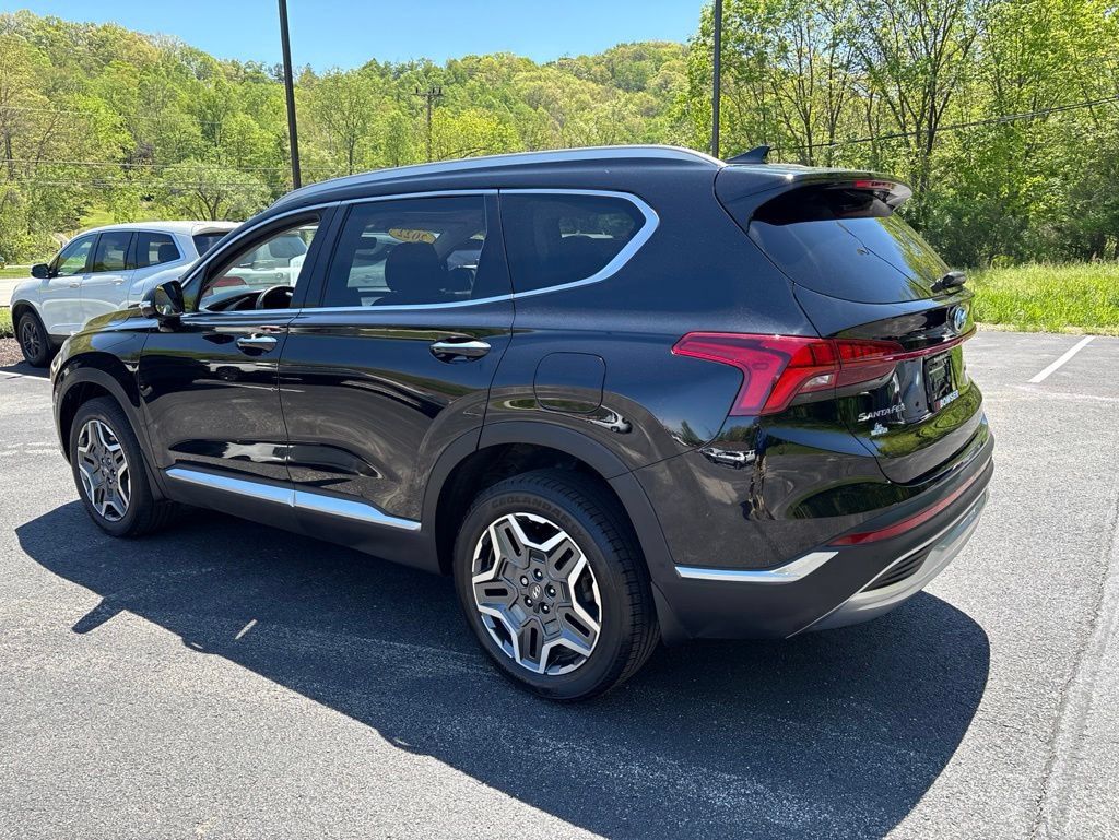 Used 2022 Hyundai Santa Fe Limited AWD/4WD image 3