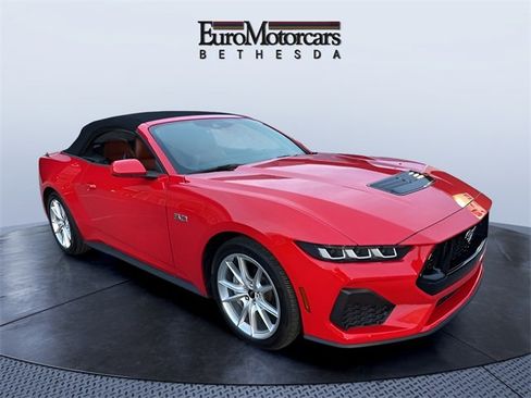Used 2024 Ford Mustang GT Premium image 9