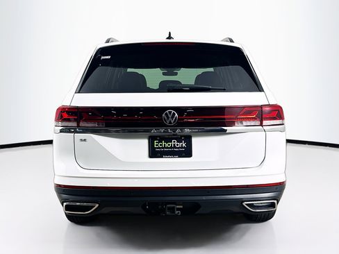 Used 2025 Volkswagen Atlas SE FWD image 7