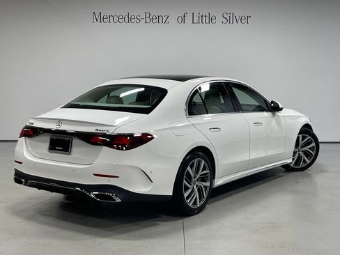 Used 2026 Mercedes-Benz E 350 4MATIC Sedan image 6