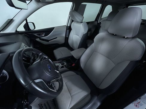 Used 2019 Subaru Forester Premium w/ All-Weather Package AWD/4WD image 15