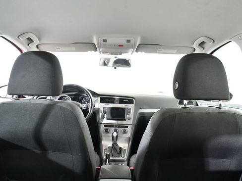 Used 2017 Volkswagen Golf S FWD image 17