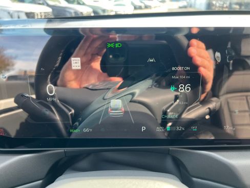 Used 2026 Kia EV9 Land w/ Nightfall Edition Package AWD/4WD image 22