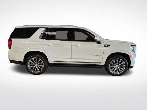 Used 2021 GMC Yukon Denali w/ Denali Ultimate Package AWD/4WD image 7
