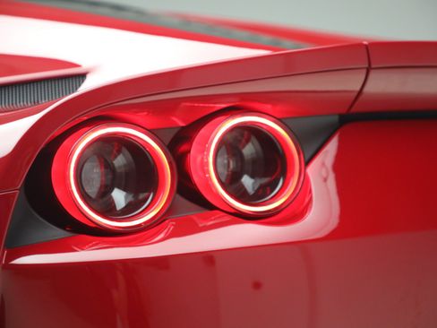 Certified 2018 Ferrari 812 Superfast RWD image 24