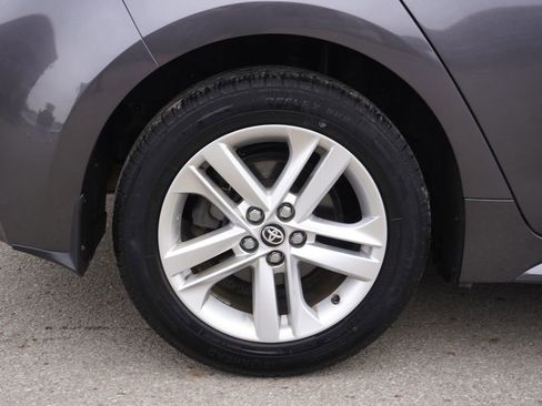 Used 2021 Toyota Corolla SE image 12