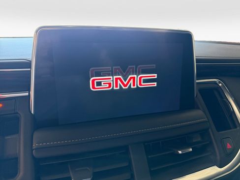 Used 2022 GMC Yukon SLT w/ SLT Premium Package AWD/4WD image 21