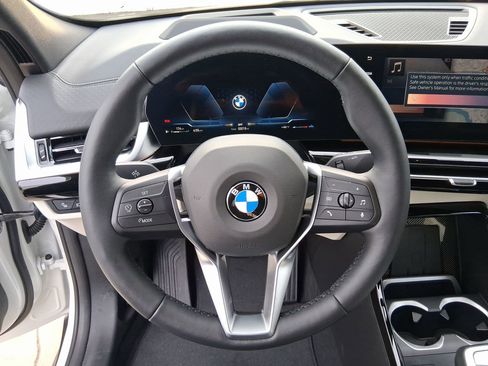 Used 2026 BMW X2 xDrive28i w/ Technology Package AWD/4WD image 17