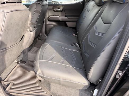 Used 2023 Toyota Tacoma TRD Sport AWD/4WD image 13