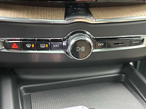 New 2026 Volvo XC60 B5 Plus w/ Protection Package Premier image 31