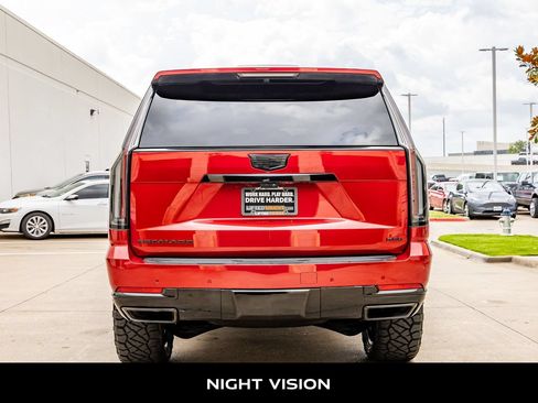 Used 2025 Cadillac Escalade Sport Platinum AWD/4WD image 8