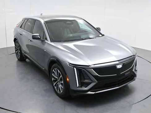 Used 2024 Cadillac Lyriq Sport RWD image 50