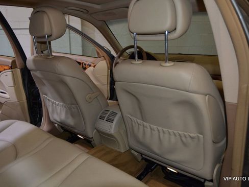 Used 2008 Mercedes-Benz E 320 BlueTEC Sedan image 13