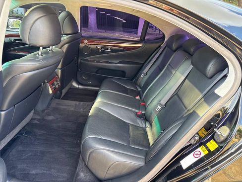 Used 2007 Lexus LS 460 L RWD image 13