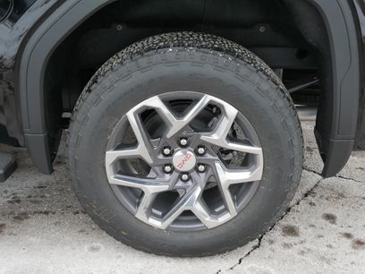 New 2026 GMC Sierra 1500 SLT w/ SLT Premium Plus Package