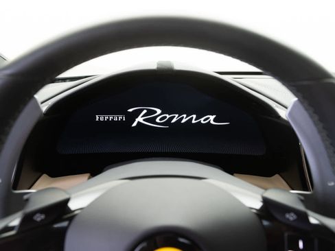 Certified 2021 Ferrari Roma RWD image 11