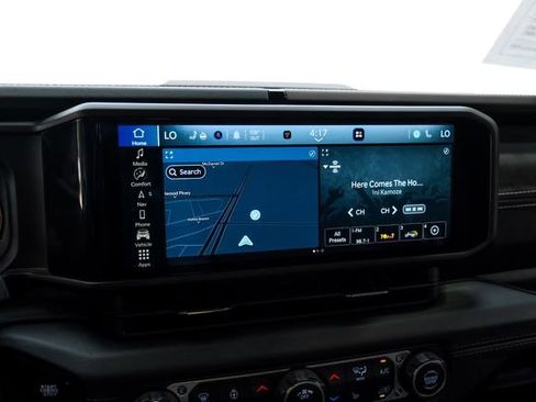 Used 2025 Jeep Gladiator Rubicon w/ Safety Group AWD/4WD image 73