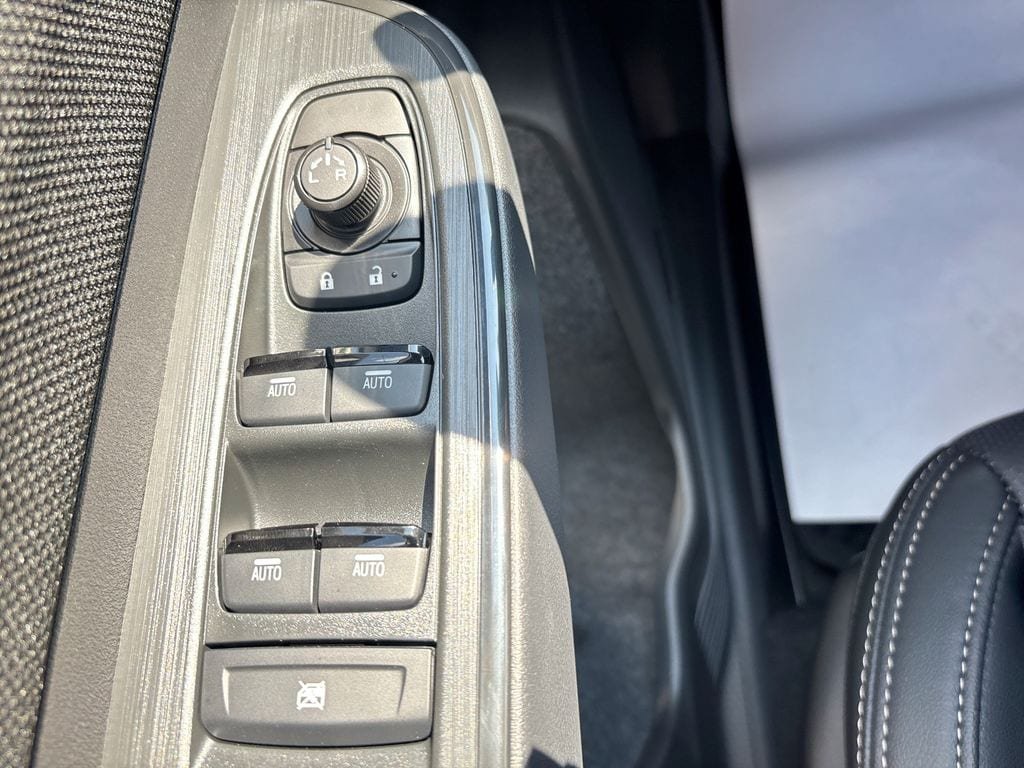 New 2026 Subaru Outback Limited AWD/4WD image 18