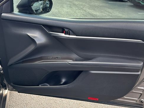 Used 2023 Toyota Camry SE w/ Convenience Package image 25