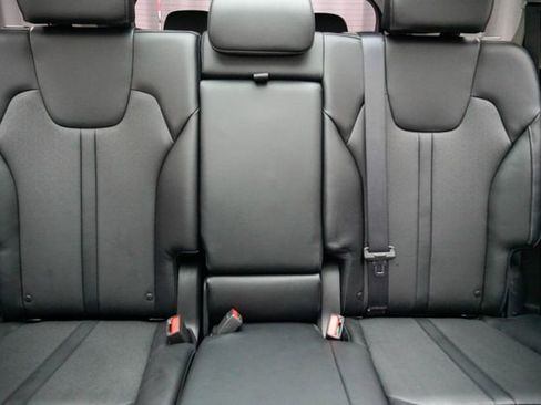 Used 2021 Kia Sorento S w/ Panoramic Sunroof Package image 26