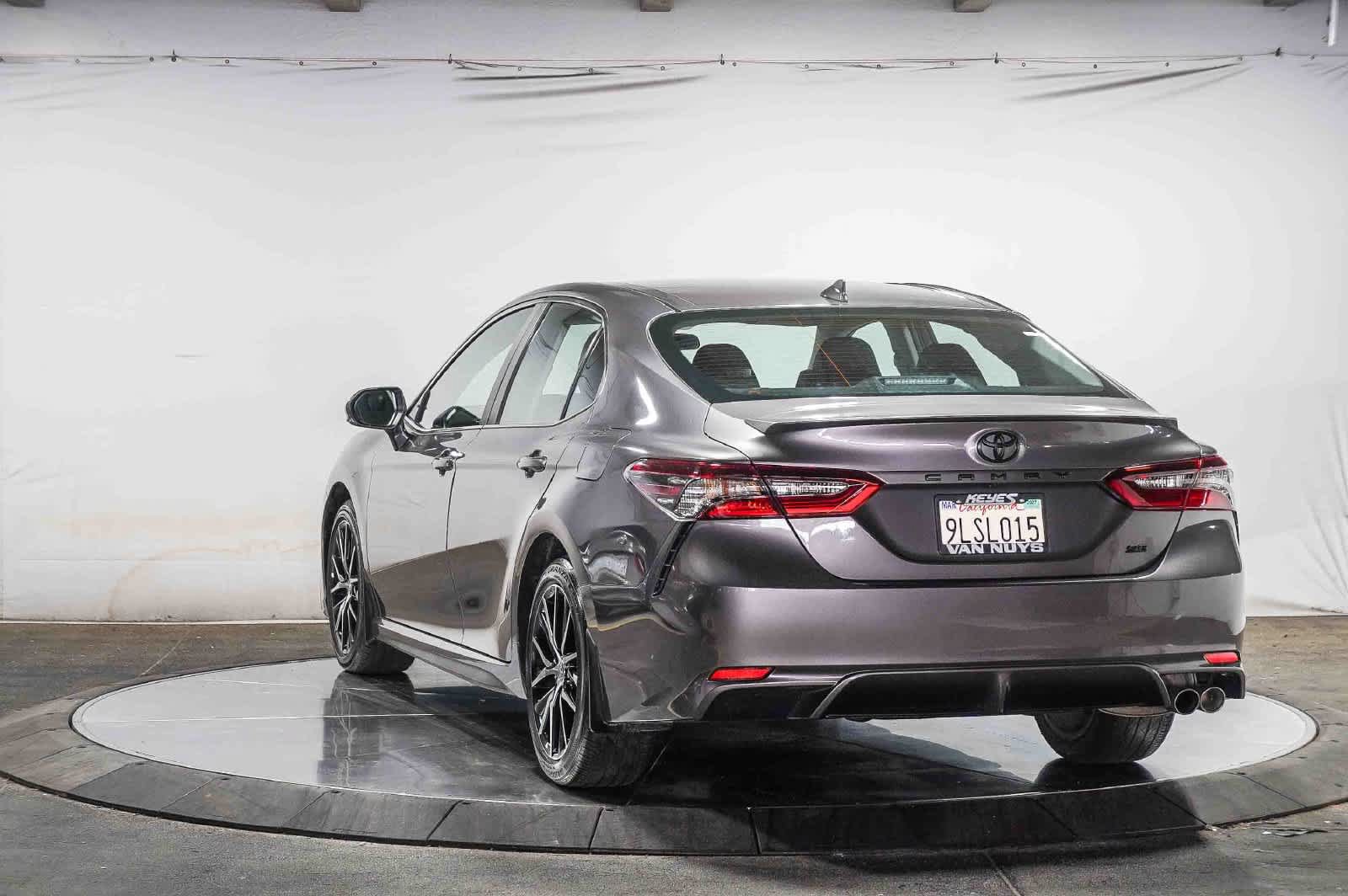 Used 2024 Toyota Camry SE w/ Blackout Package (TMS) FWD image 2