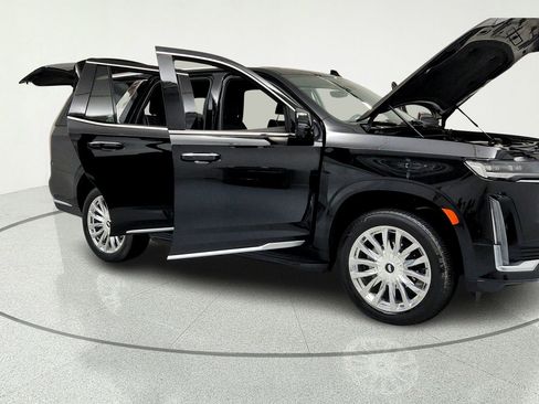 Certified 2024 Cadillac Escalade Premium Luxury AWD/4WD image 14
