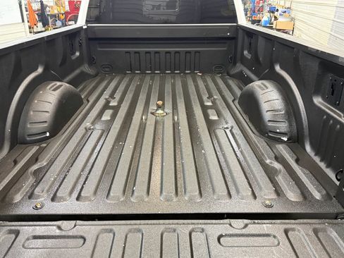 Used 2022 Ford F350 Lariat w/ Chrome Package image 25