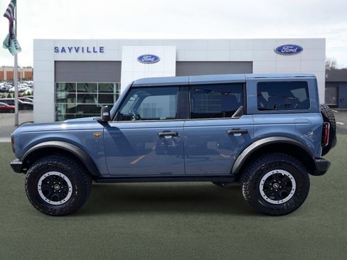 Used 2025 Ford Bronco Badlands AWD/4WD image 2