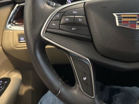 Used 2017 Cadillac XT5 Luxury AWD/4WD image 33