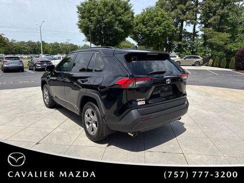 Used 2024 Toyota RAV4 XLE w/ Convenience Package AWD/4WD image 7