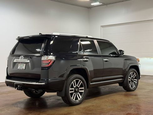Used 2024 Toyota 4Runner Limited image 4
