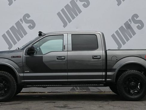 Used 2017 Ford F150 XLT w/ Equipment Group 302A Luxury AWD/4WD image 8