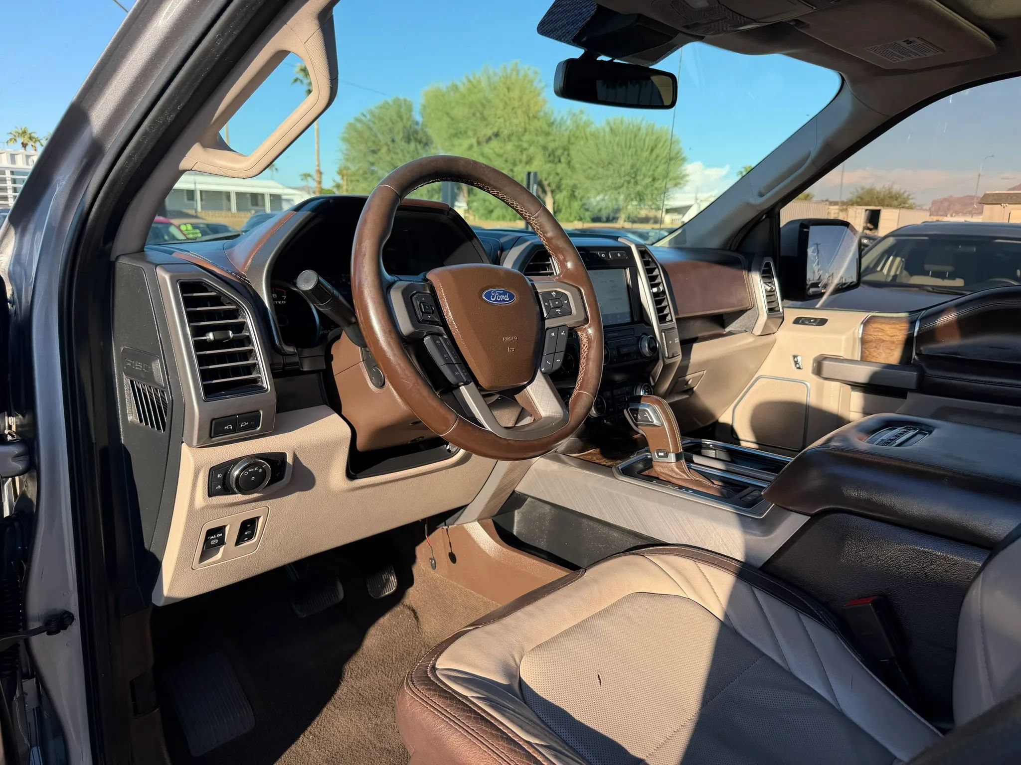 Used 2020 Ford F150 Limited w/ Trailer Tow Package AWD/4WD image 17