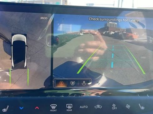 New 2026 Nissan Leaf Platinum+ w/ Cargo Package (Platinum+) image 21