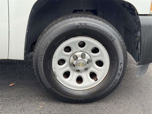 Used 2013 Chevrolet Silverado 1500 W/T image 23