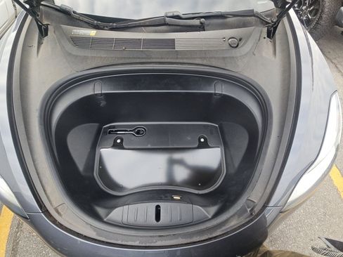 Used 2018 Tesla Model 3 Long Range image 22