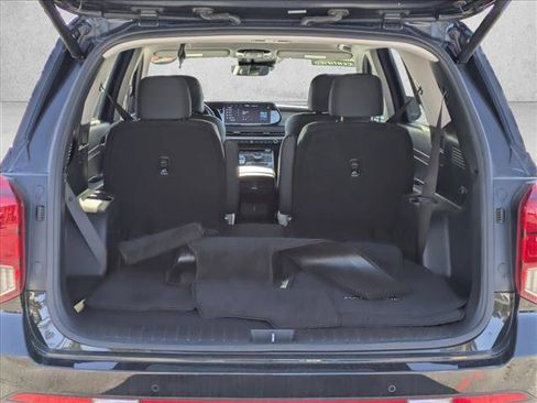 Used 2023 Hyundai Palisade SEL image 6