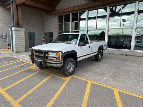 Used 1999 Chevrolet Silverado 2500 4x4 Regular Cab w/ Comfort & Convenience Pkg image 1