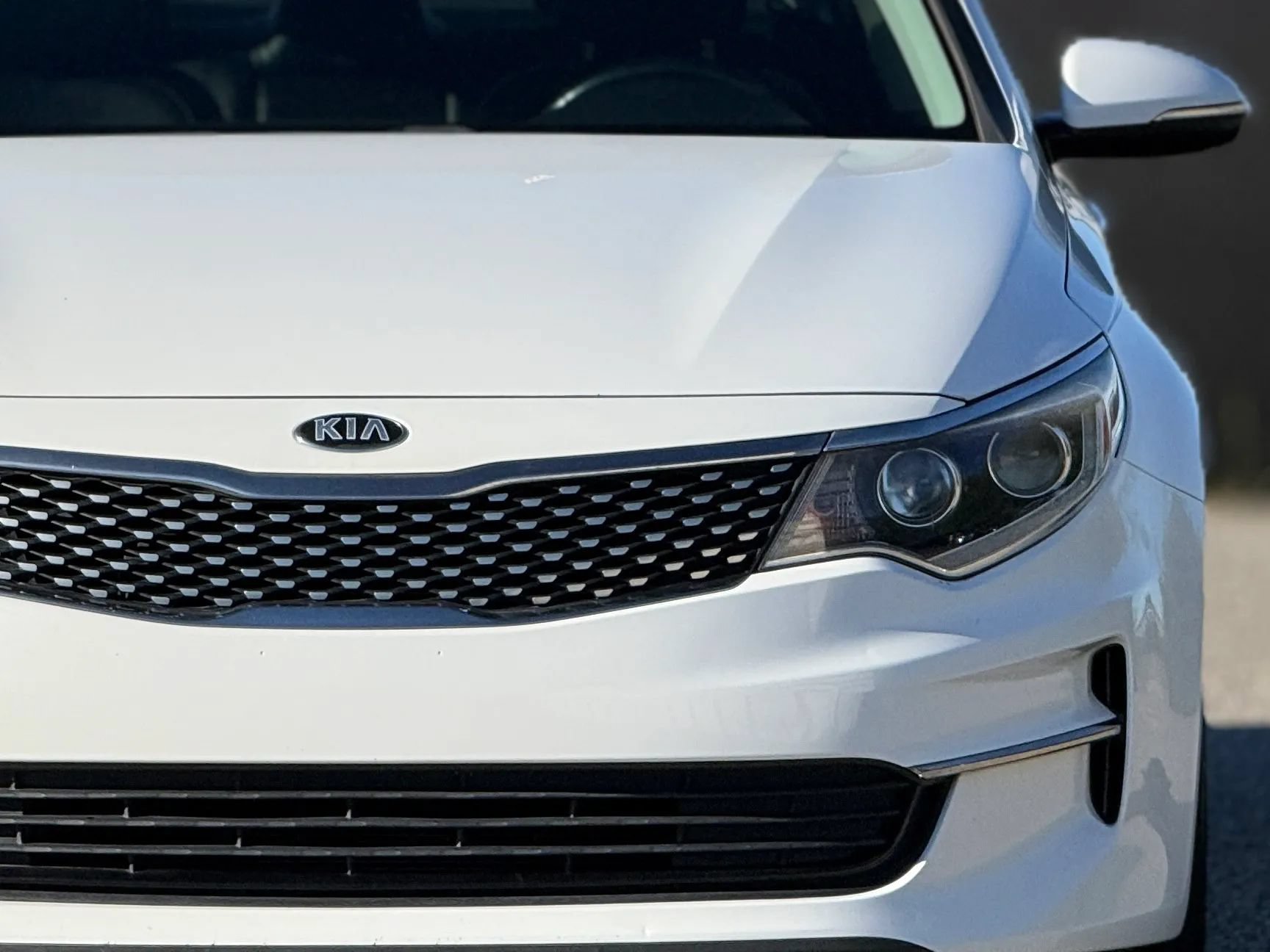 Used 2016 Kia Optima EX w/ Option Group 040 FWD image 12
