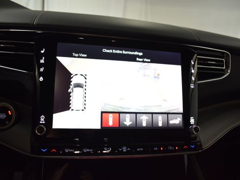 New 2026 Jeep Grand Wagoneer L Limited AWD/4WD image 19
