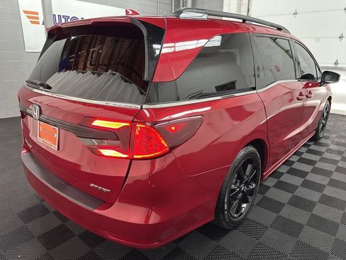 Used 2023 Honda Odyssey Sport image 9