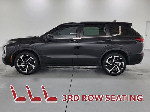 Used 2023 Mitsubishi Outlander SE image 6