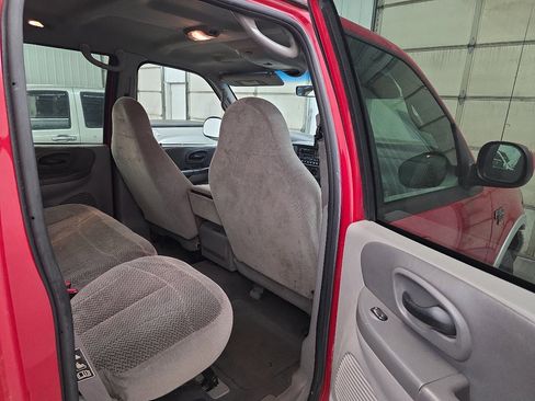 Used 2001 Ford F150 XLT image 27