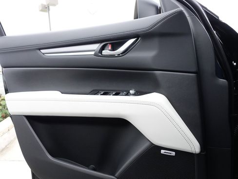 New 2025 MAZDA CX-5 AWD 2.5 S w/ Premium Plus Pkg image 13