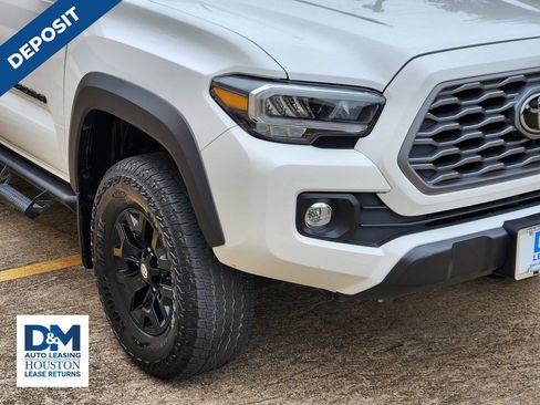 Used 2023 Toyota Tacoma TRD Off-Road image 11